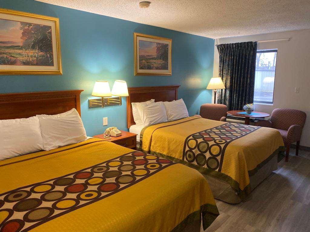Americas Best Value Inn West Frankfort Room photo