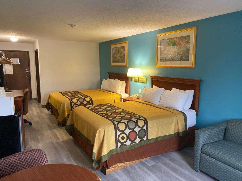 Americas Best Value Inn West Frankfort Room photo